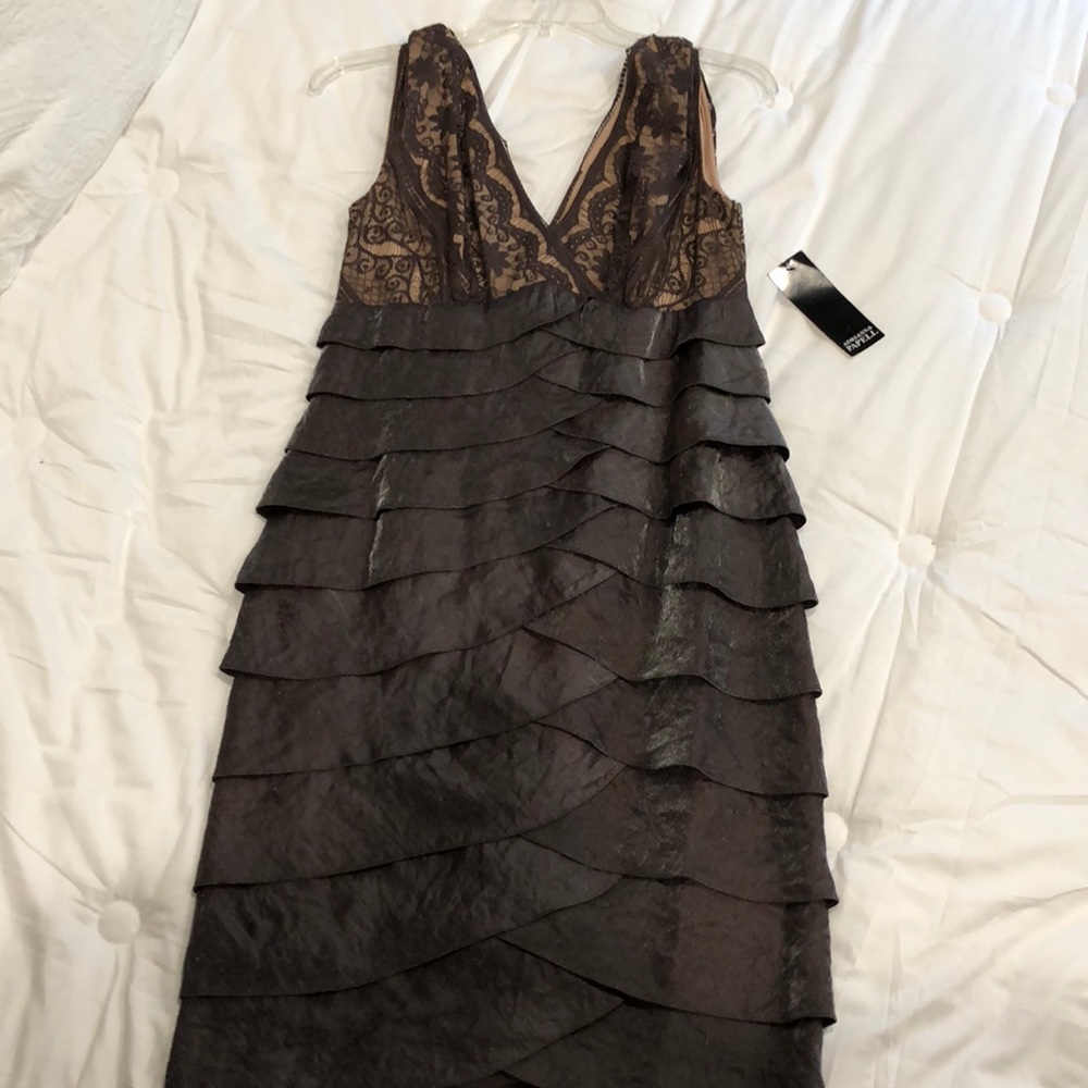 Ruffled cocktail dress with lace